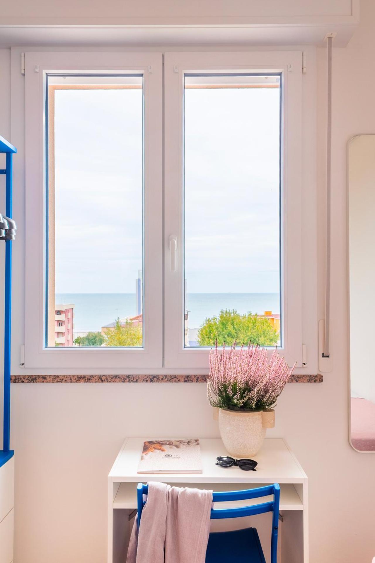 Mon Hotel Misano Adriatico Bagian luar foto